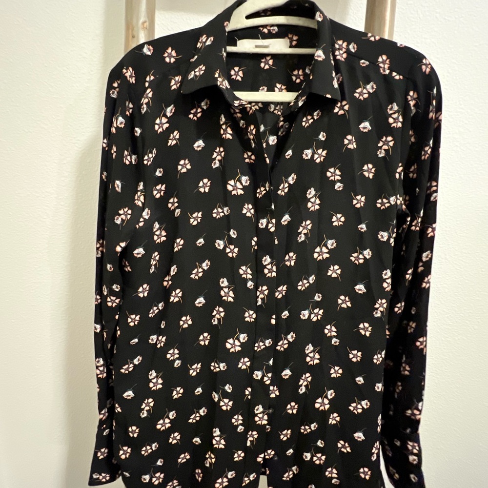 Sold - Loft Flower Top